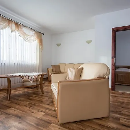 Apartament Sykowny Dworek