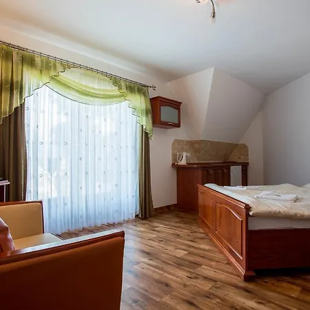 Apartament Sykowny Dworek *